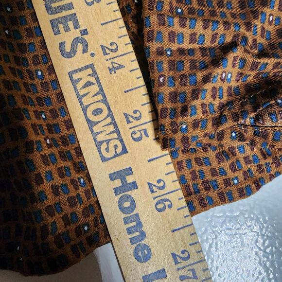 Fab'rik Popover Lagenlook Sz Medium Pleated Neutral Embroidered V Neck Roll Tab - Picture 5 of 7